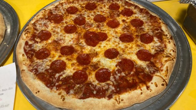 Pepperoni pizza