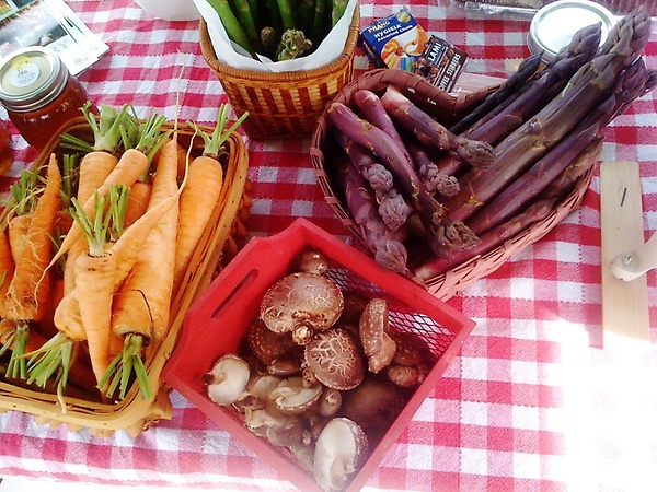 Avery Co farmers mkt 3