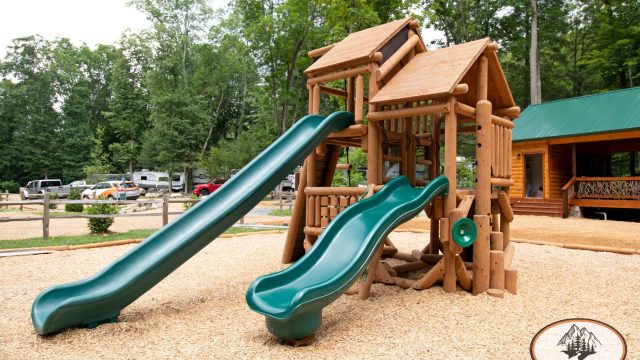 8b-Amenities_Playground4_Watermarked