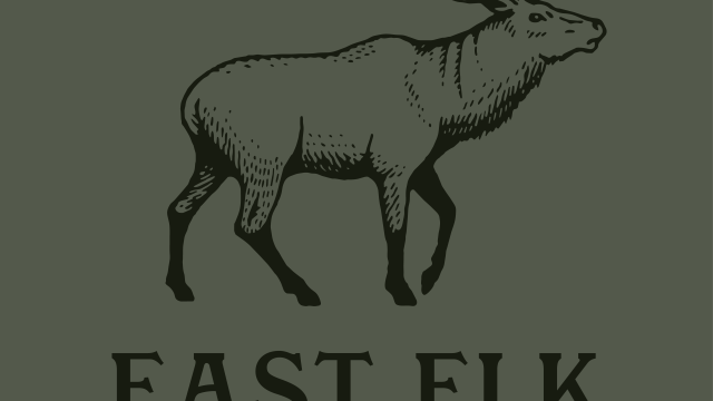 EAST ELK CAMERA – LOGO _ TXT – V8 – IG-012